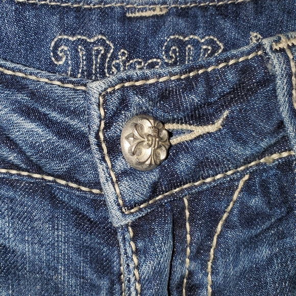 EUC Miss Me Boot Cut Jeans, 37” Inseam - Picture 10 of 10